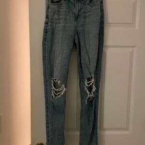 American Eagle Mom Jean